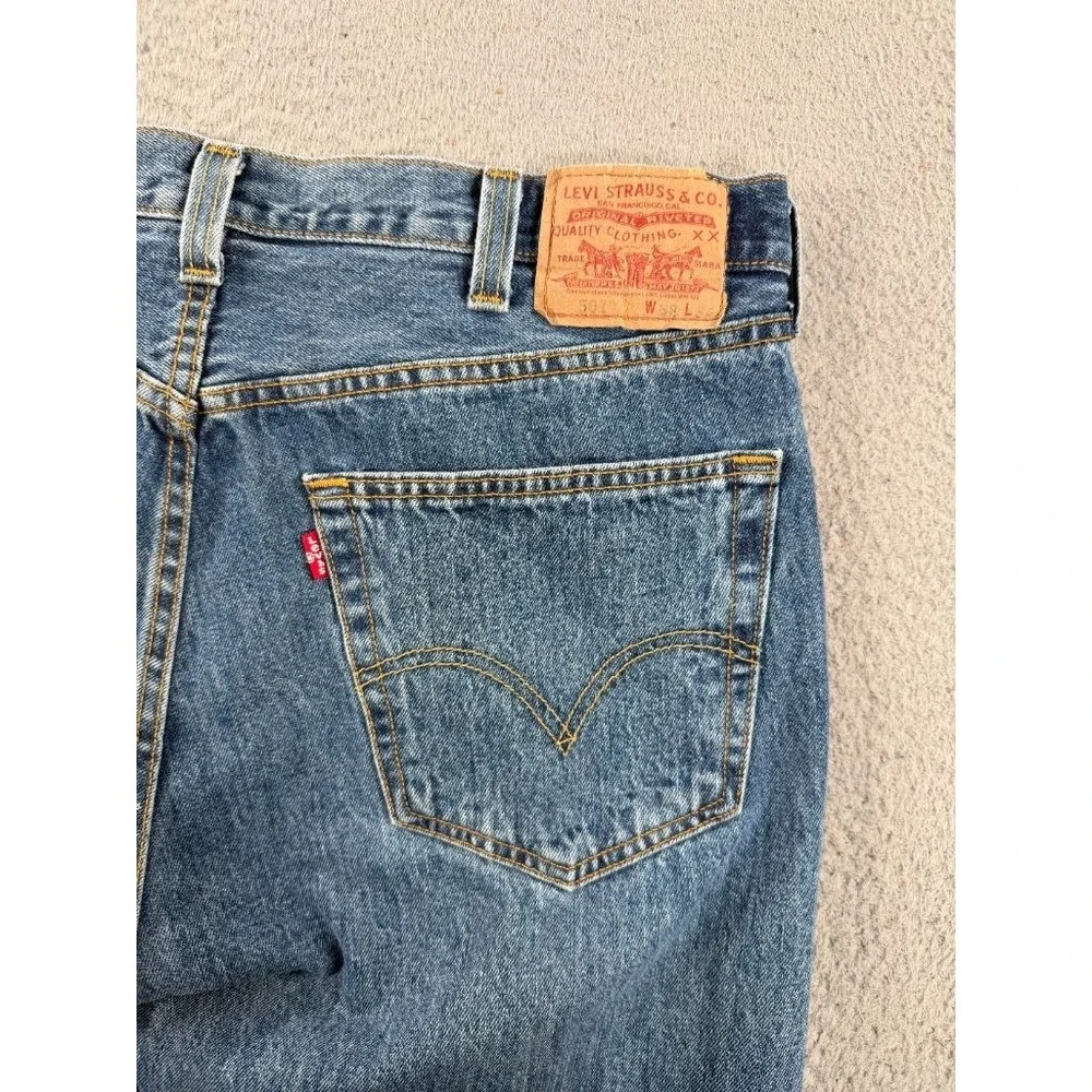 Levi's 501 Jeans Mens 38x33 Medium Wash Button Fly Denim Straight Leg